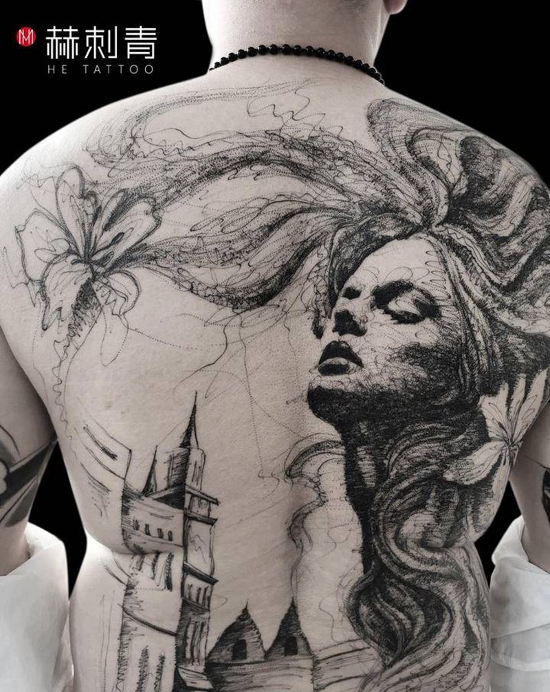 原创速写风纹身图片_背部纹身图案