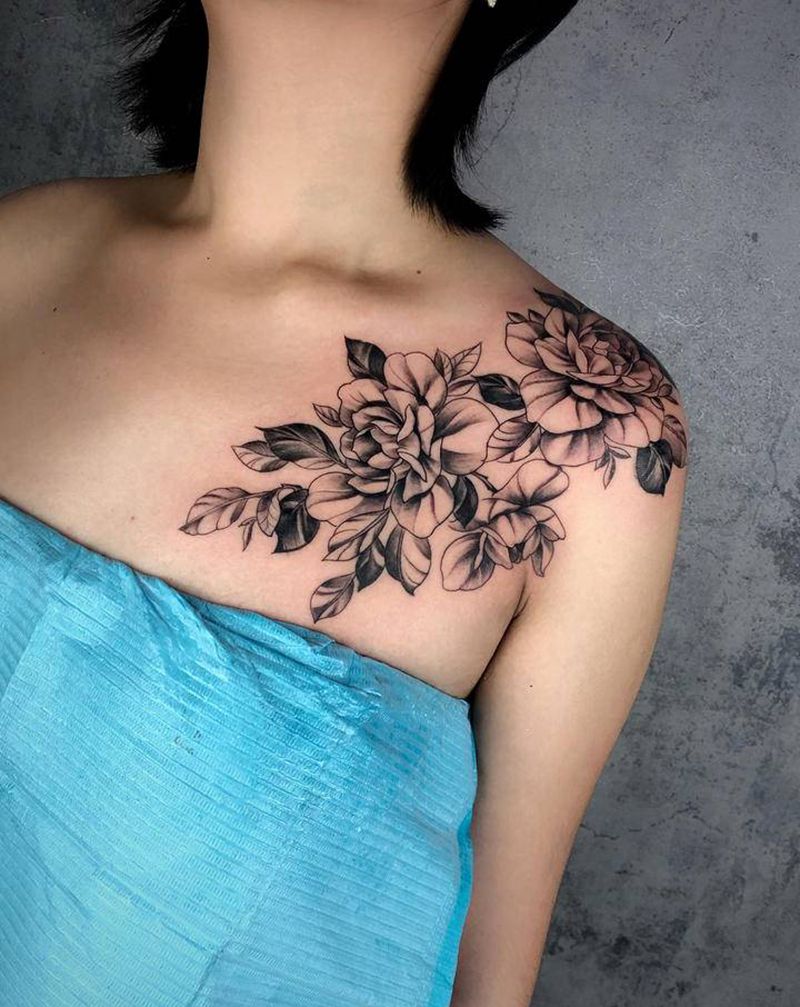 素花纹身图片_胸部点刺纹身图案