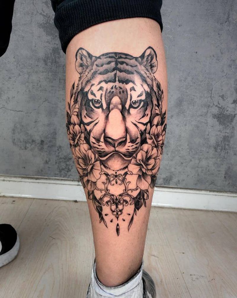 虎纹身图片_腿部新传统纹身图案