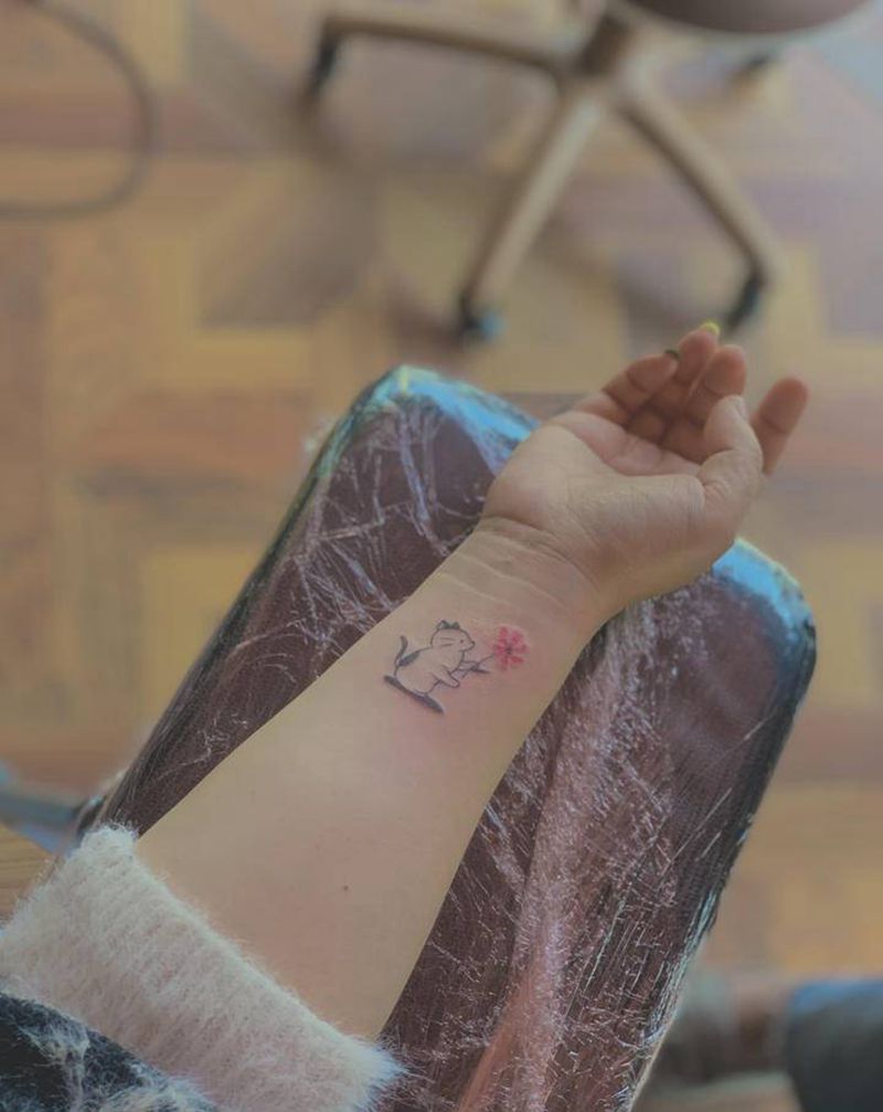 小猫咪纹身图片_手臂纹身图案