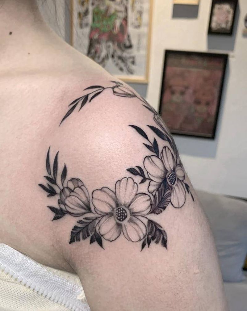 肩花纹身图片_手臂点刺纹身图案