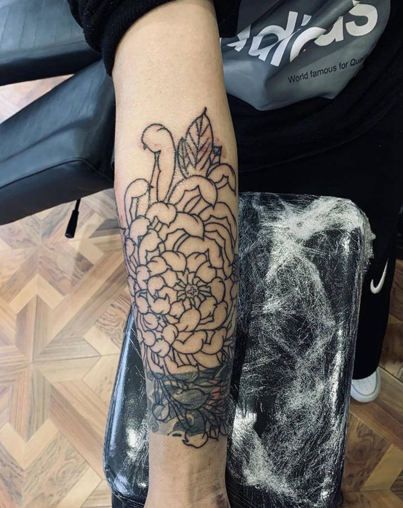 菊花纹身图片_手臂纹身图案