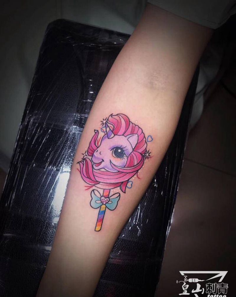 独角兽魔法少女棒纹身图片_手臂New School纹身图案