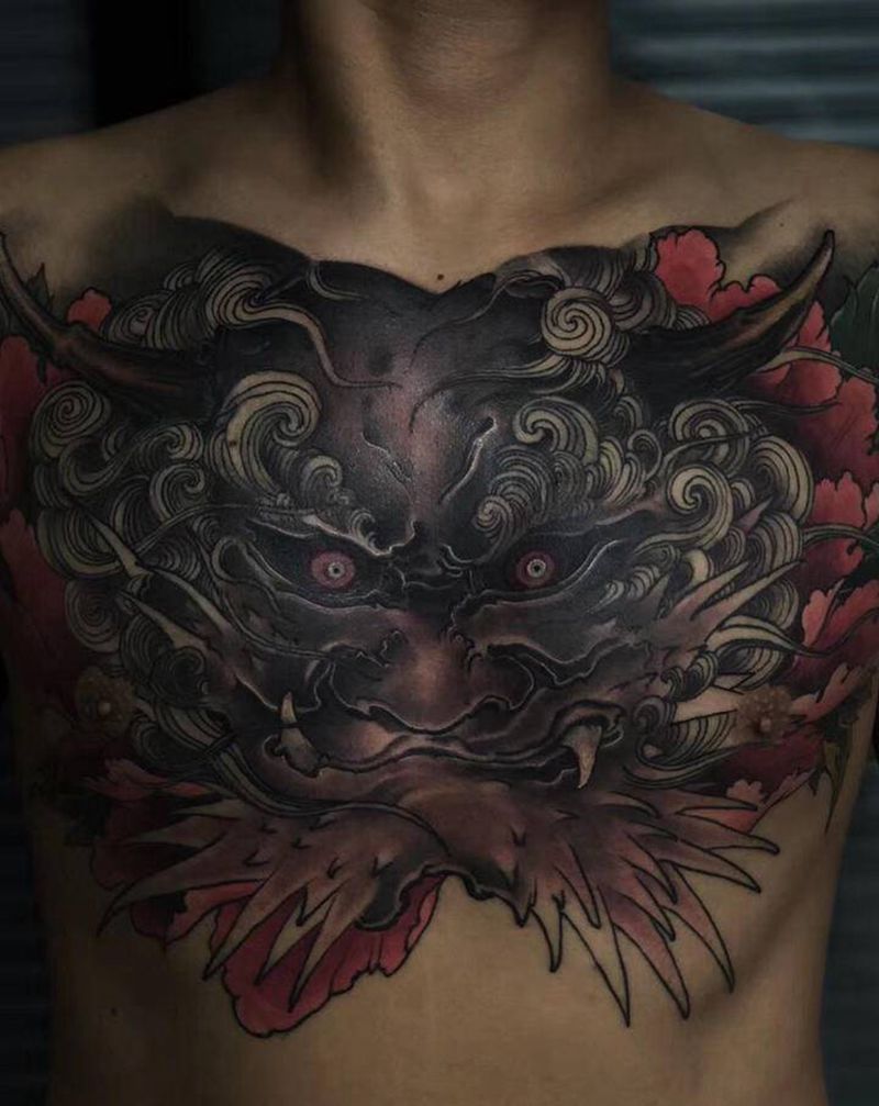 临就像临的纹身图片_胸部新传统纹身图案