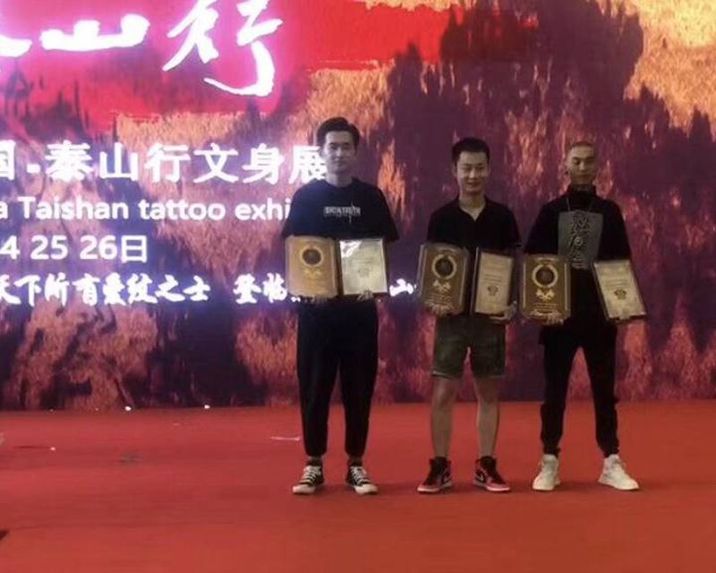 泰山行文身展纹身图片_背部腿部New School新传统纹身图案