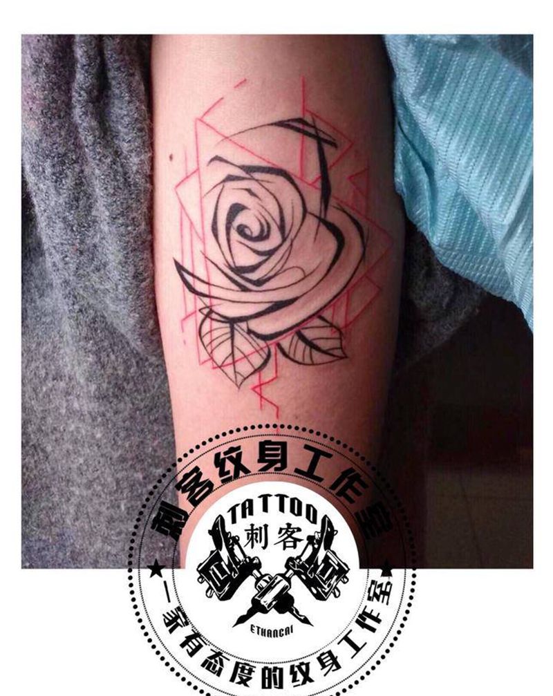 几何玫瑰纹身图片_图腾纹身图案