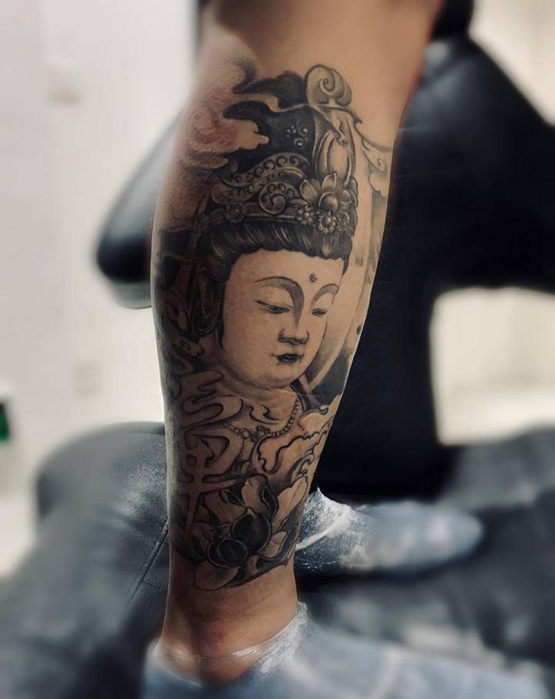 小腿观音纹身图片_腿部纹身图案