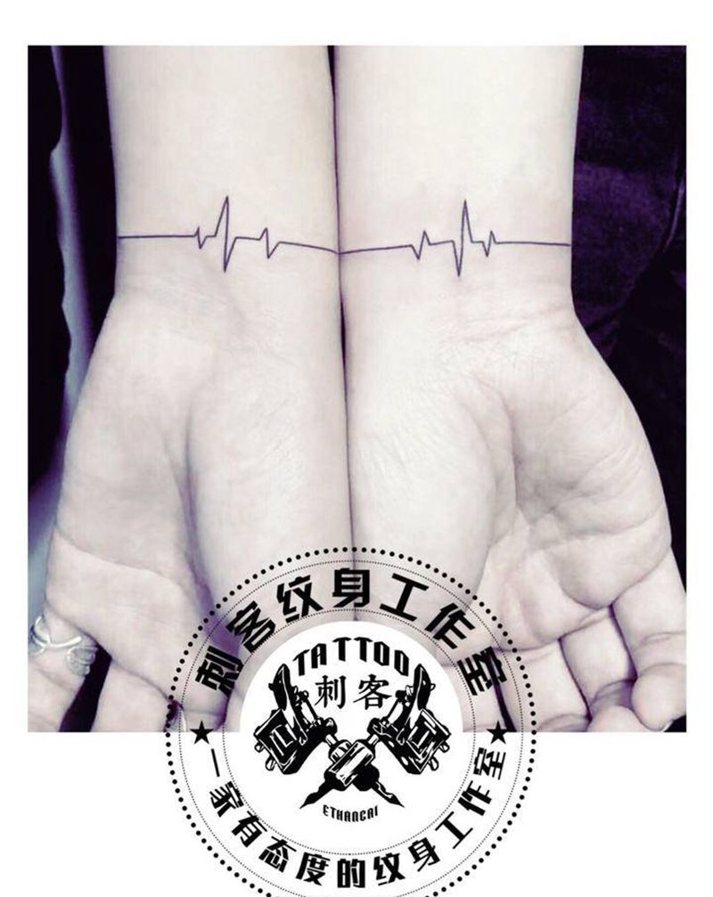 心跳纹身图片_手部纹身图案