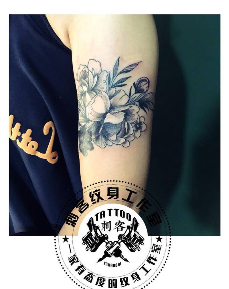 素花遮盖失败纹身纹身图片_手臂纹身图案