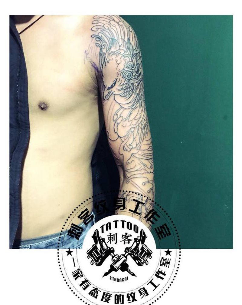 凤凰与鱼纹身图片_手臂纹身图案