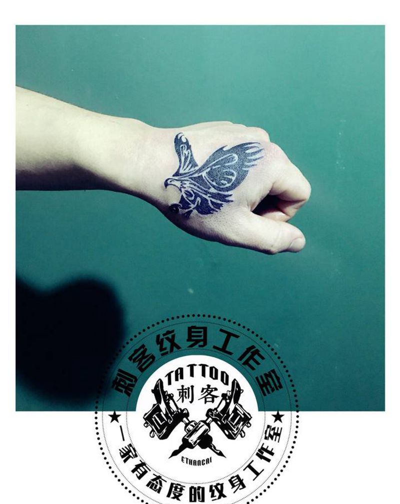 遮盖纹身图片_手部纹身图案