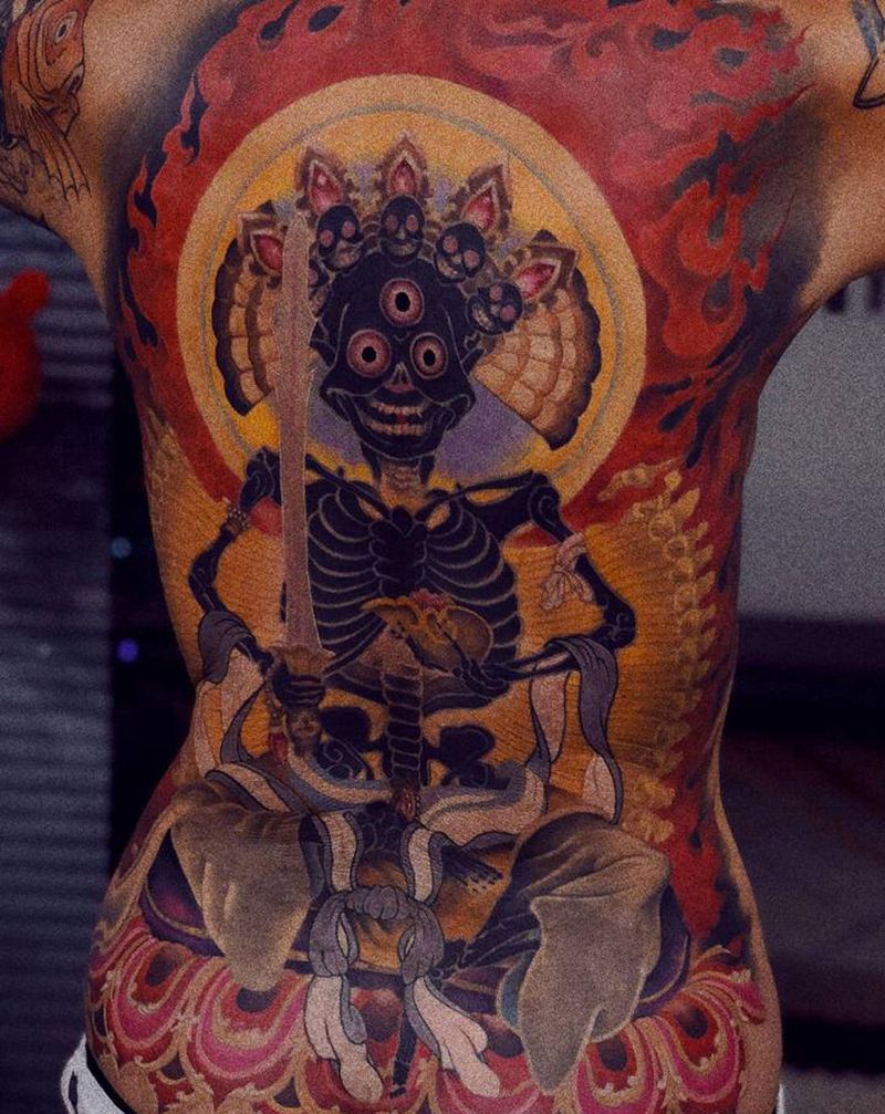 尸陀林主纹身图片_背部新传统纹身图案