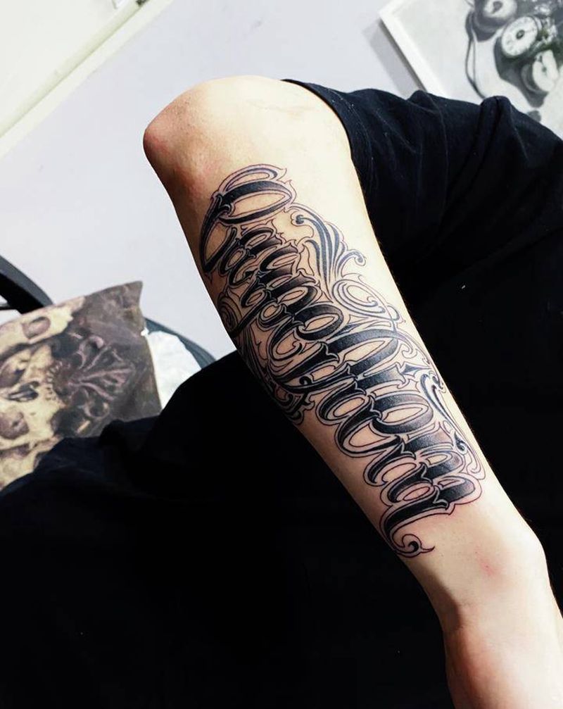 花体纹身图片_手臂纹身图案