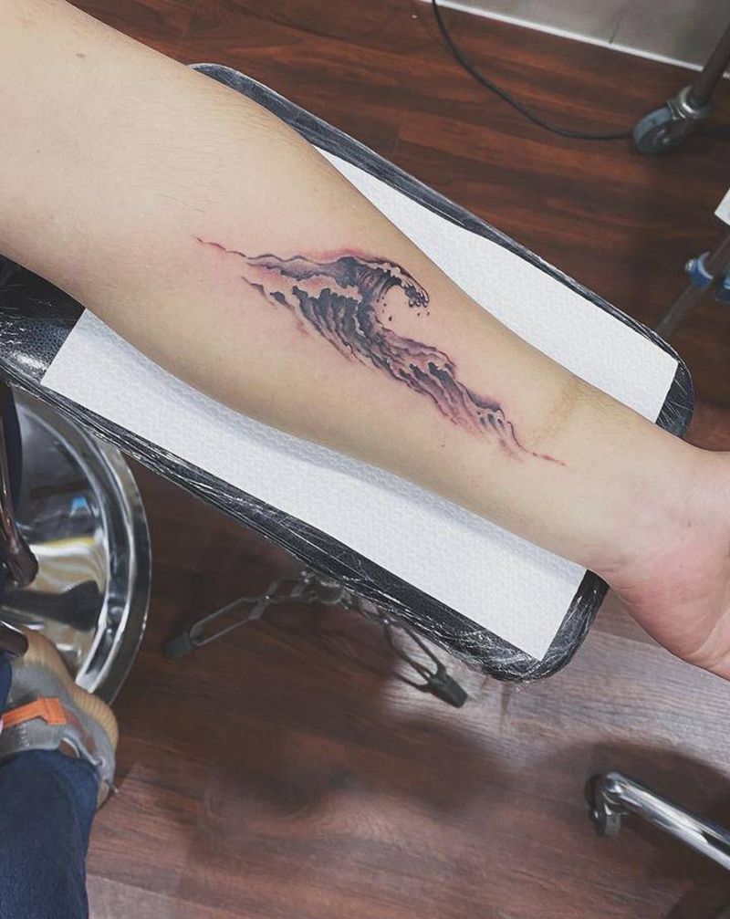 愿你余生像它一样浪纹身图片_手臂纹身图案