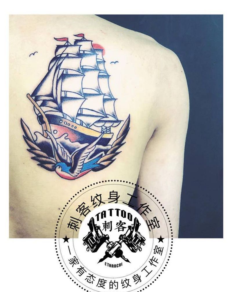帆船燕子纹身图片_肩部纹身图案