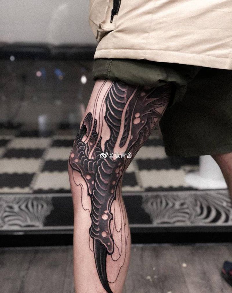 随笔纹身图片_腿部纹身图案