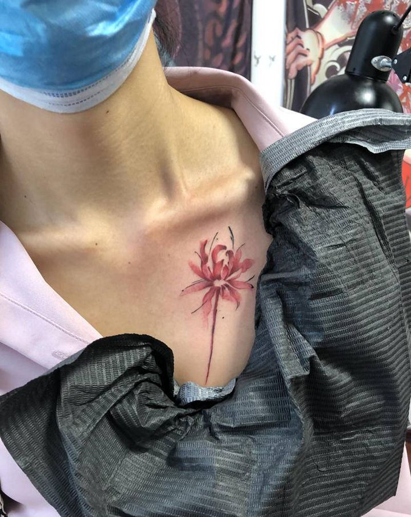 彼岸花纹身图片_胸部纹身图案