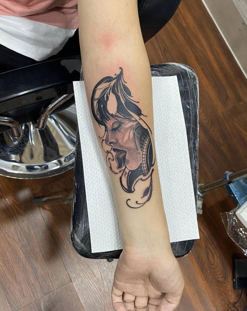 大妞纹身图片_手臂欧美写实纹身图案