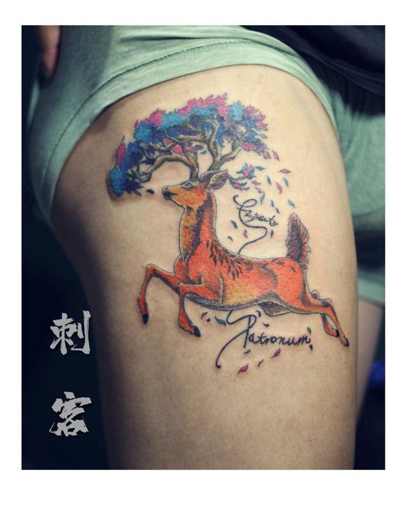 哈利波特呼神护卫纹身图片_腿部纹身图案