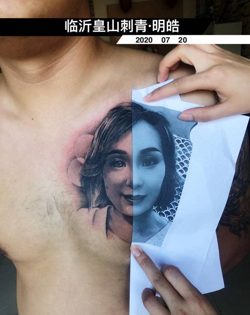 肖像纹身图片_胸部欧美写实肖像纹身图案