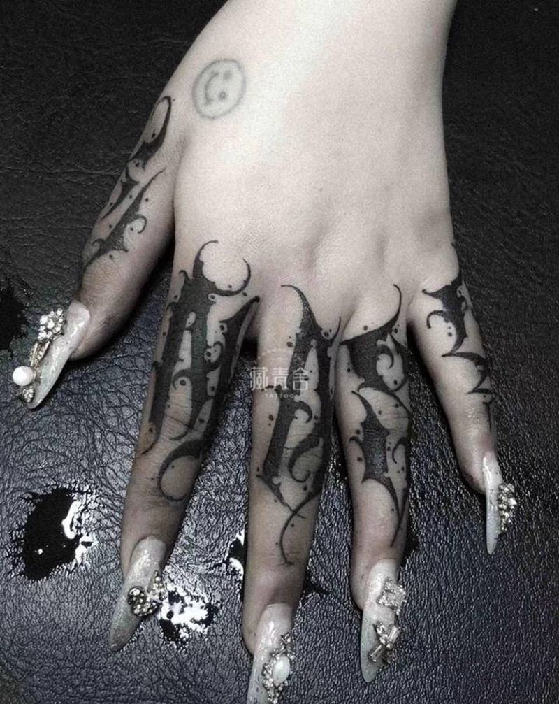 暗黑纹身图片_手部手臂纹身图案