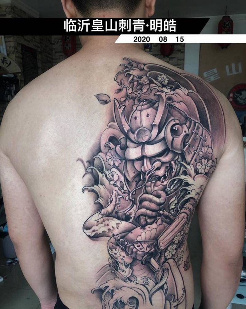 鬼武士纹身图片_背部新传统纹身图案