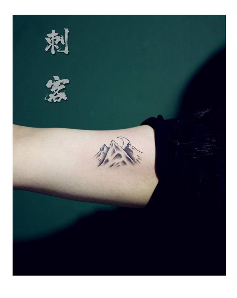 情侣纹身图片_手臂纹身图案