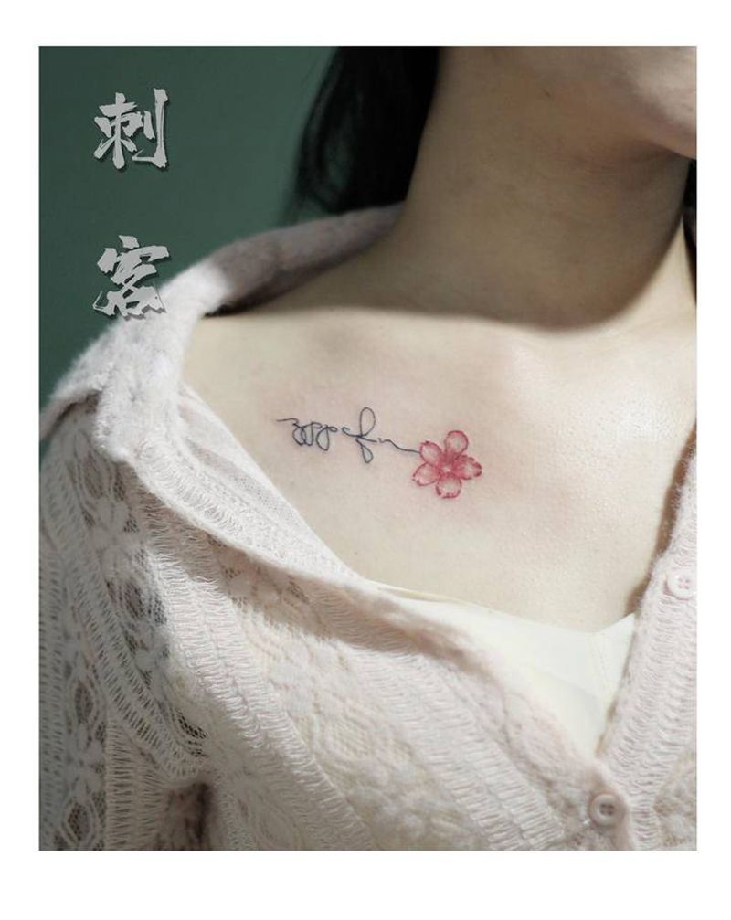 桃花纹身图片_肩部纹身图案