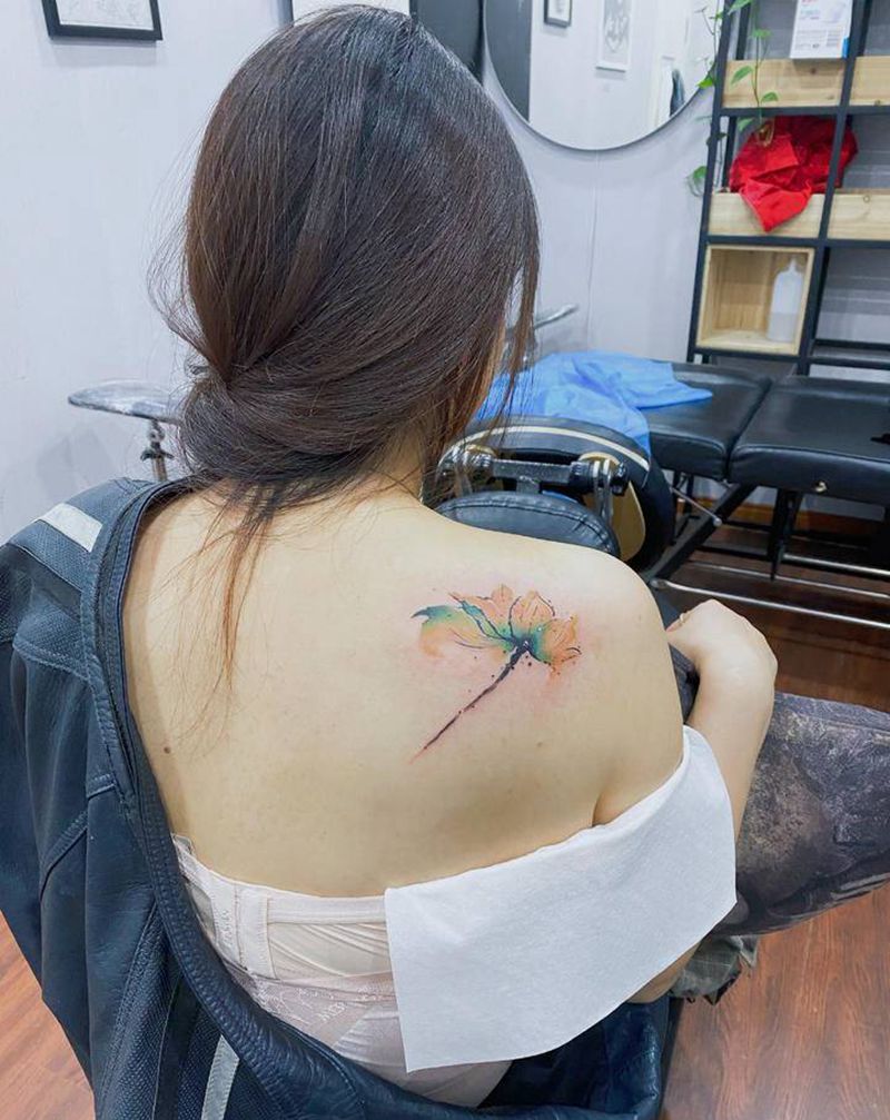 莲花纹身图片_肩部纹身图案