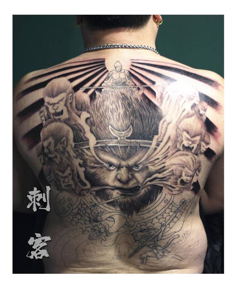 猴子进度纹身图片_背部纹身图案