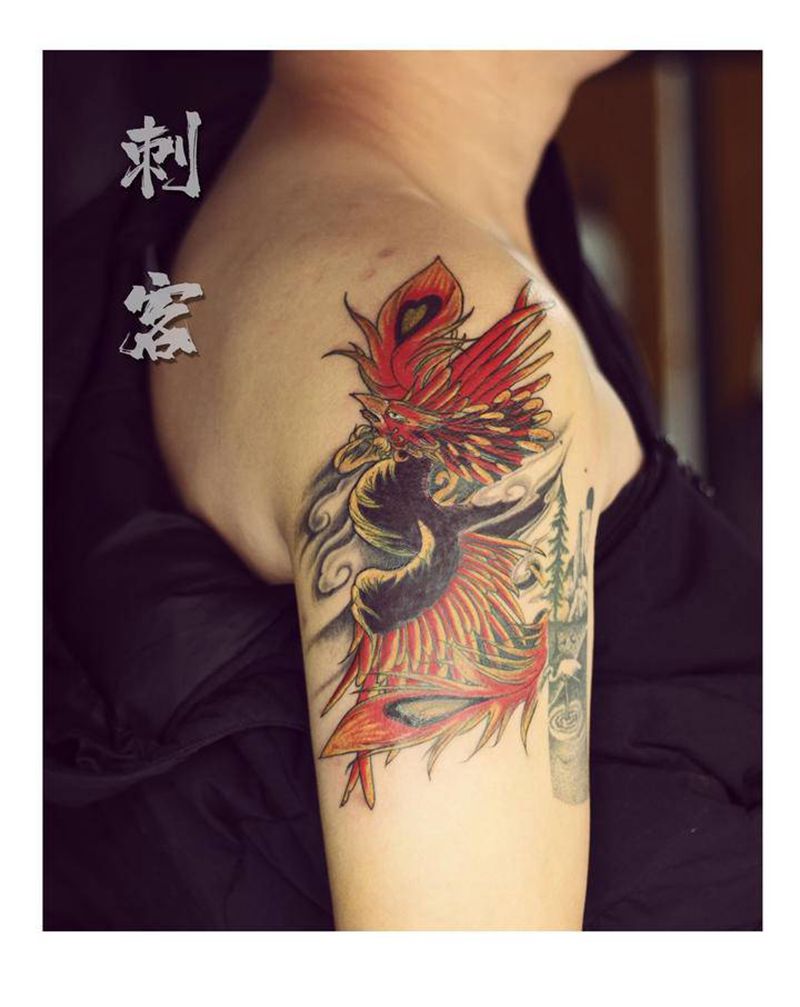 凤凰上色纹身图片_手臂纹身图案