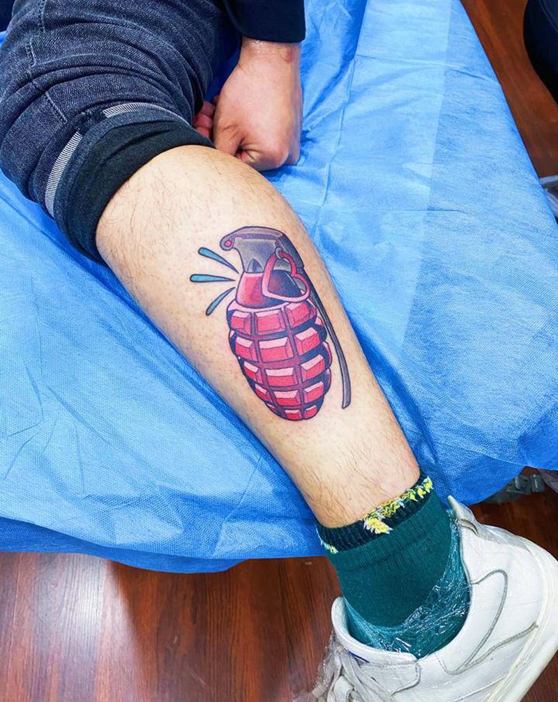 雷子纹身图片_腿部纹身图案