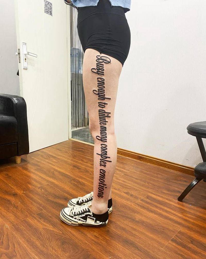 花体纹身图片_腿部纹身图案