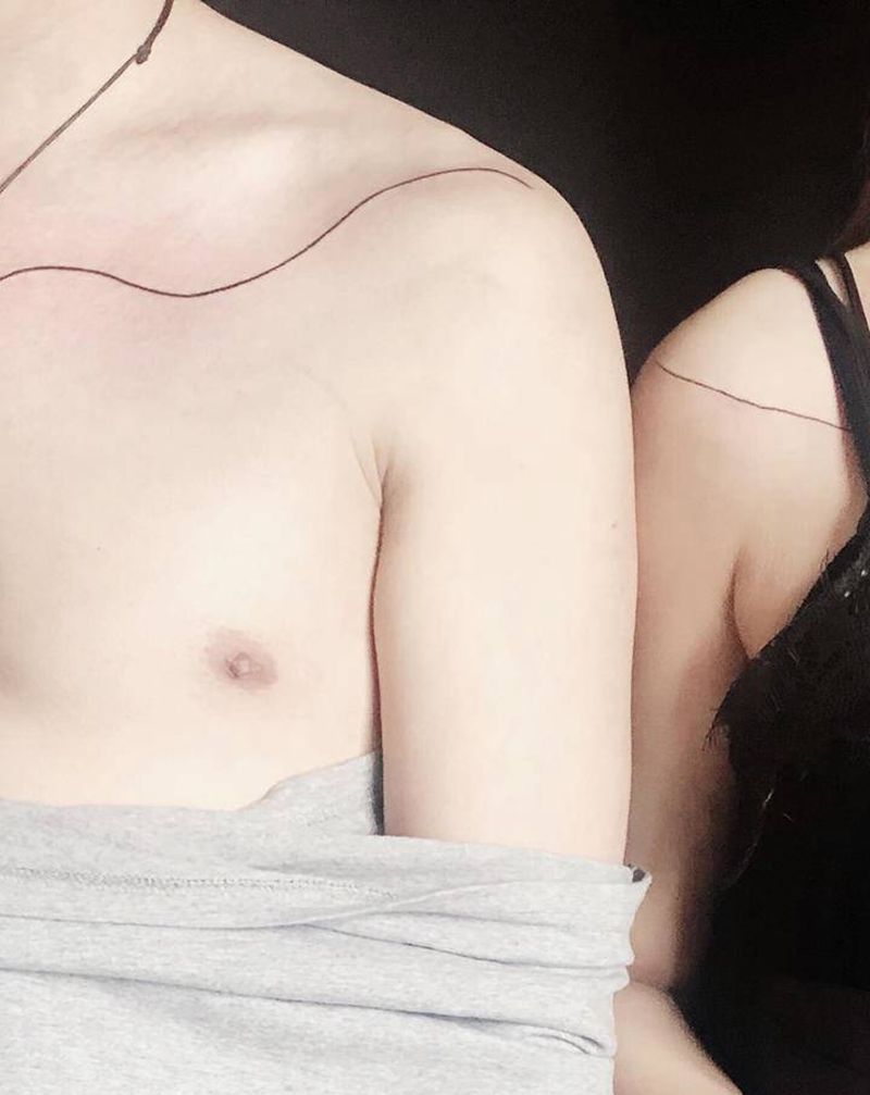 线纹身图片_肩部胸部纹身图案