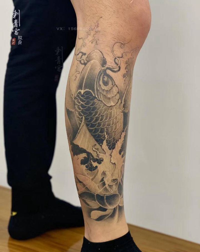 包小腿鲤鱼纹身图片_腿部纹身图案