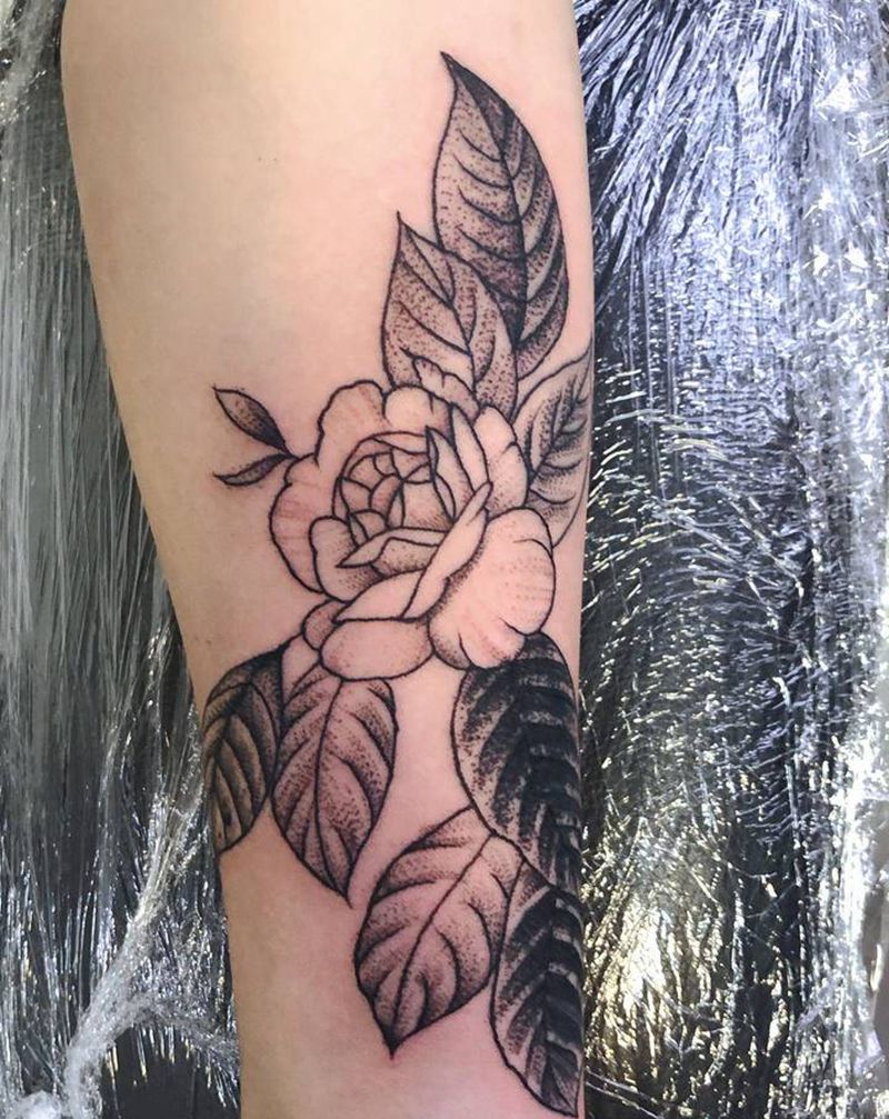 素花遮盖纹身图片_手臂点刺纹身图案