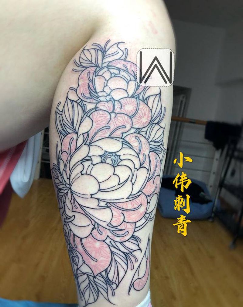 牡丹线纹身图片_腿部新传统纹身图案