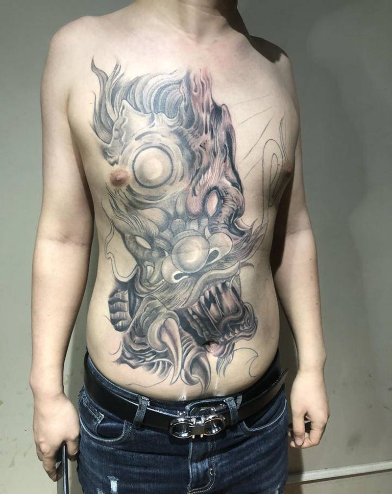 龙头纹身图片_腹部新传统纹身图案