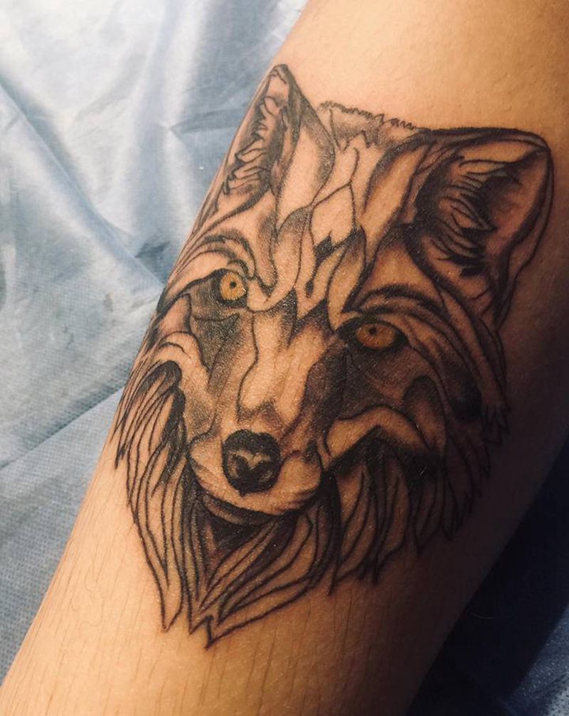 狼头纹身图片_腿部纹身图案