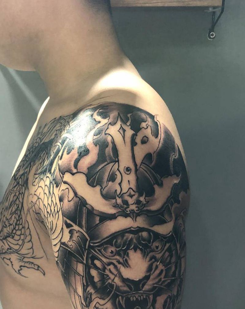 遮盖纹身图片_肩部新传统纹身图案