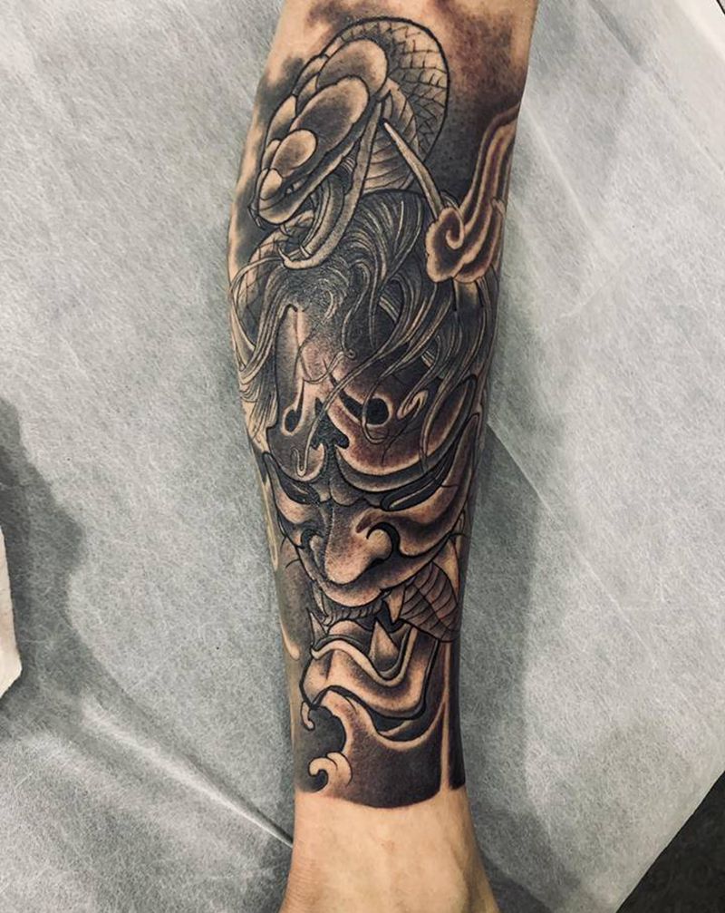 般若纹身图片_腿部新传统纹身图案