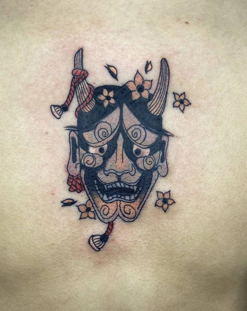 小班诺纹身图片_胸部新传统纹身图案