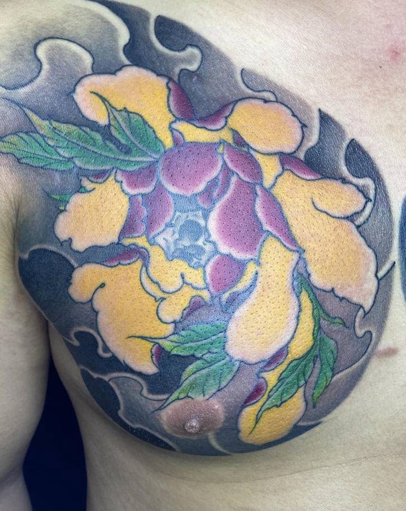 牡丹花纹身图片_胸部新传统老传统纹身图案