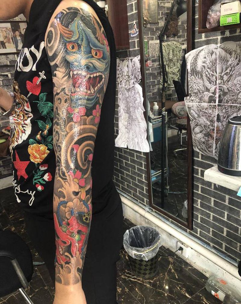 花臂纹身图片_老传统纹身图案