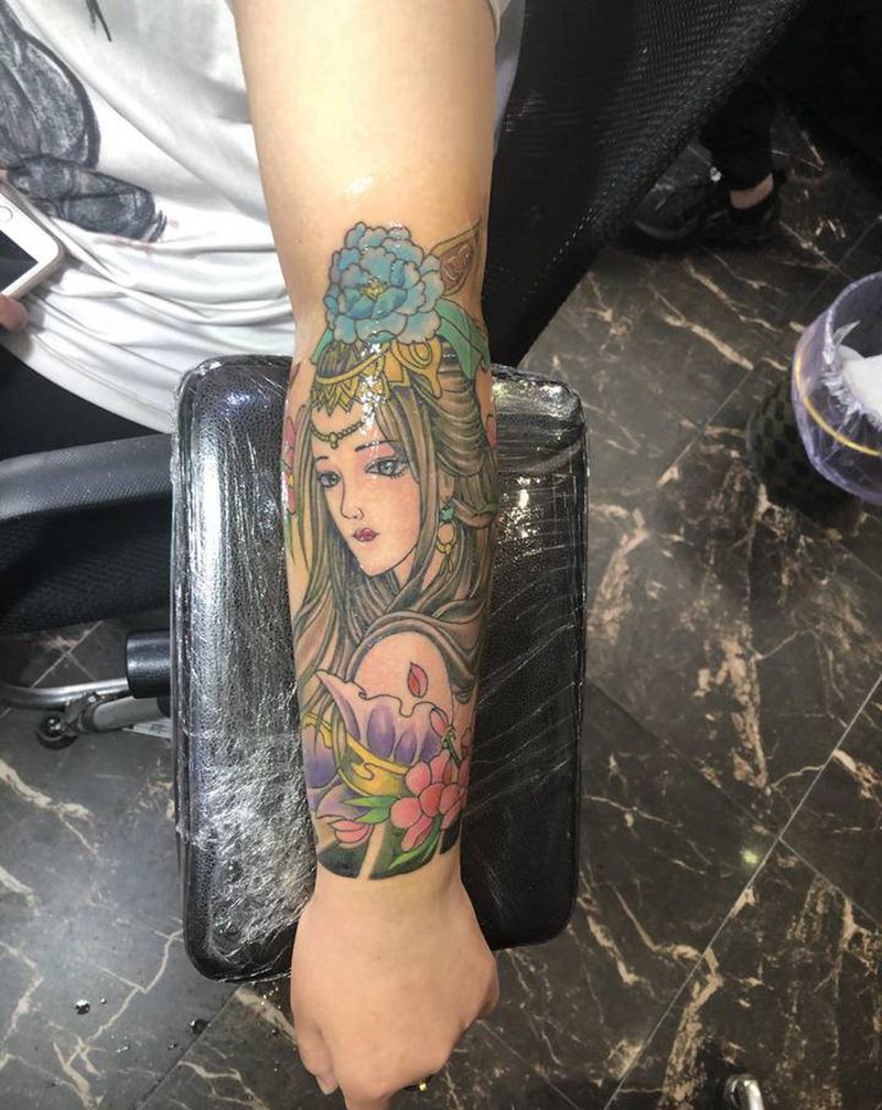 艺妓纹身图片_手臂新传统纹身图案