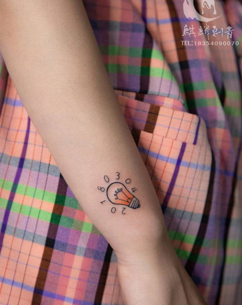 灯泡纹身纹身图片_手臂小清新纹身图案