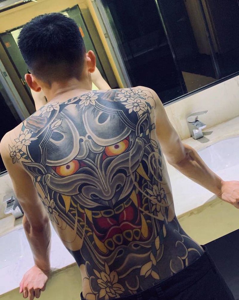 老传统般若纹身图片_背部老传统般若纹身图案