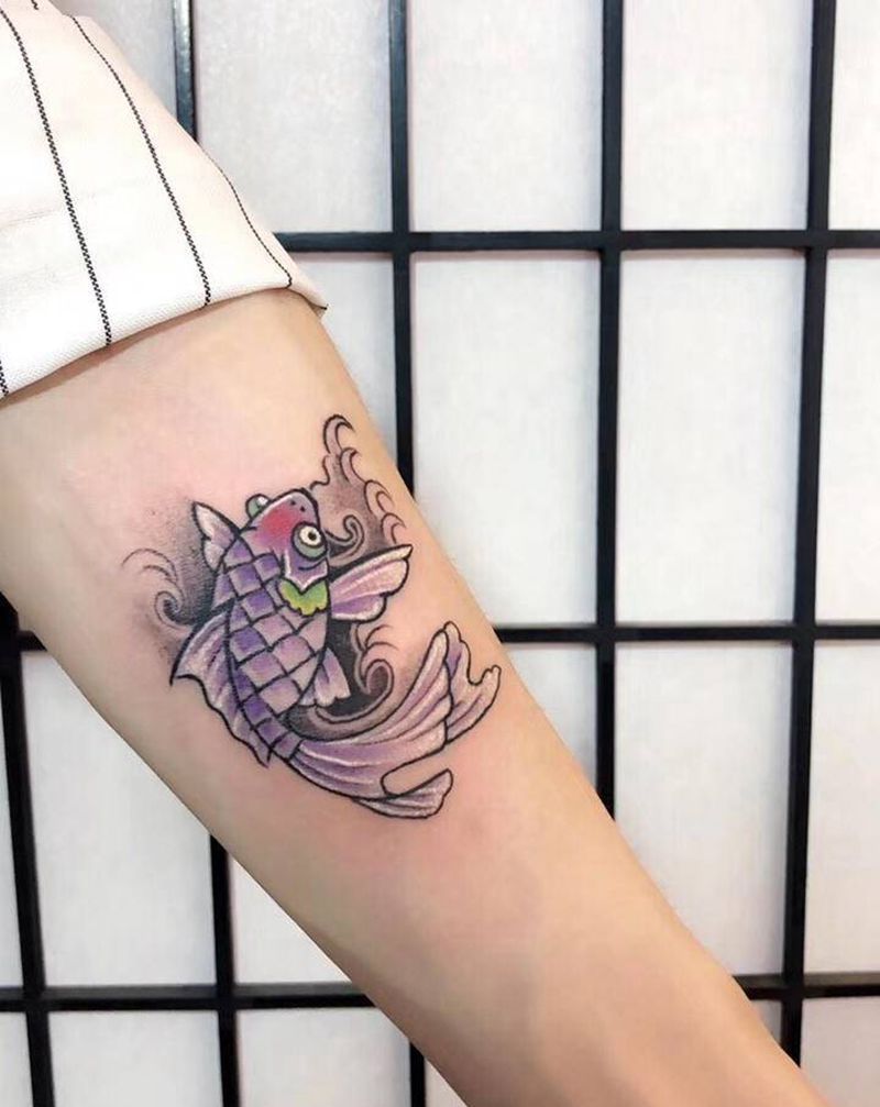 老传统小图鱼纹身图片_手臂老传统纹身图案