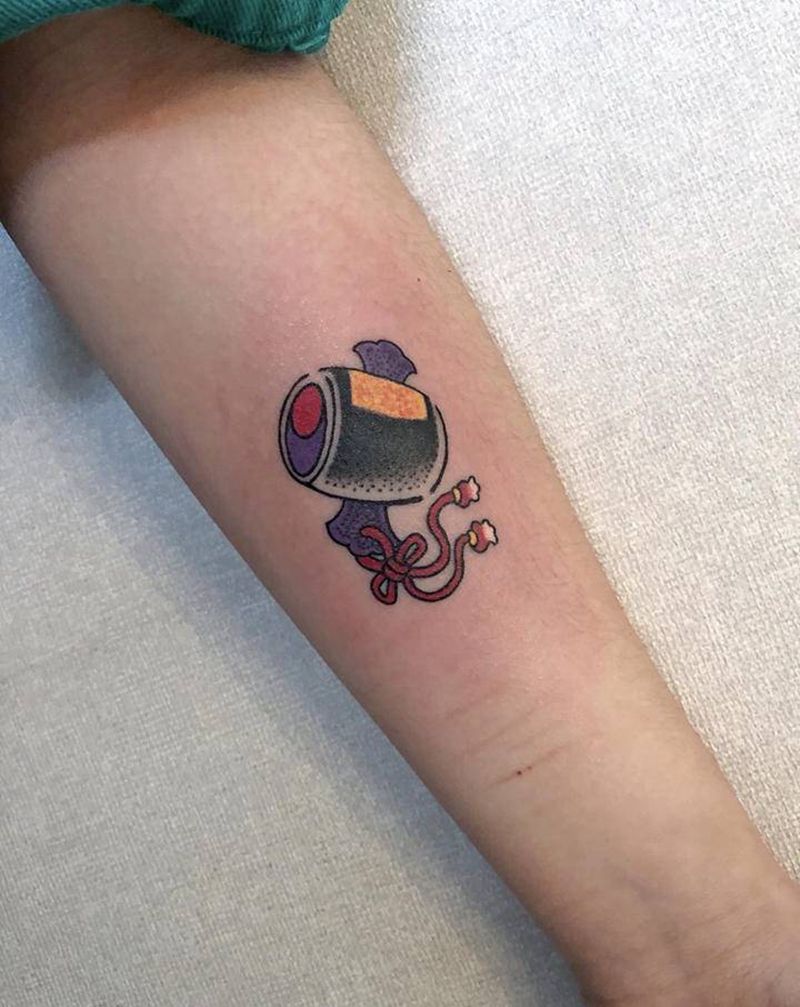 老传统小图纹身图片_手臂老传统纹身图案