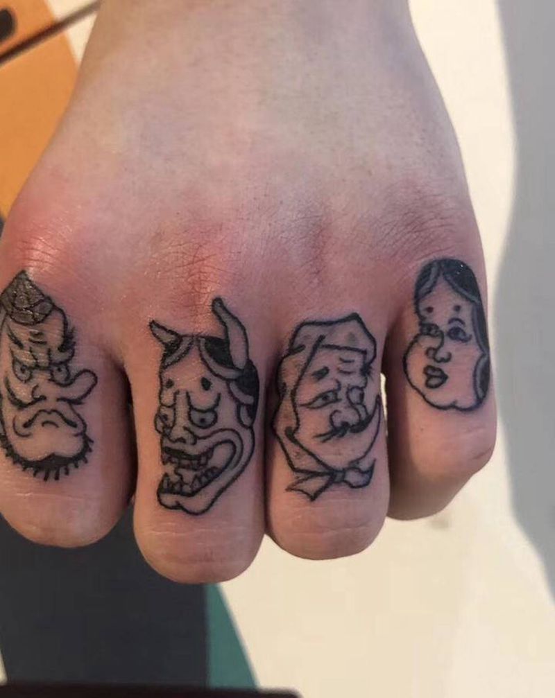 手指纹身纹身图片_手部老传统纹身图案